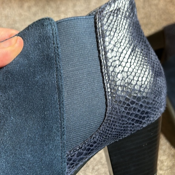 Vionic Anne Leather Zip Booties - Picture 8 of 11